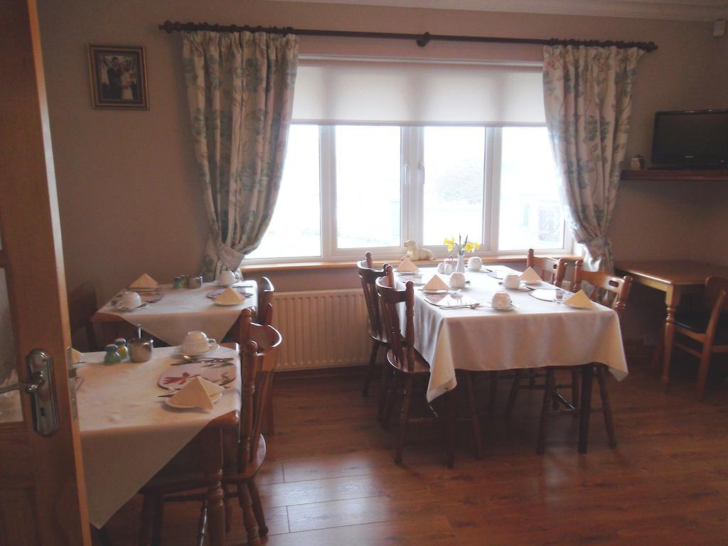 Gentian Villa B&B Ballyvaughan Esterno foto
