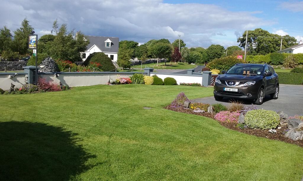 Gentian Villa B&B Ballyvaughan Esterno foto